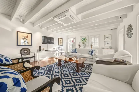 Crown Street Eleuthera BS