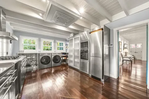 Crown Street Eleuthera BS