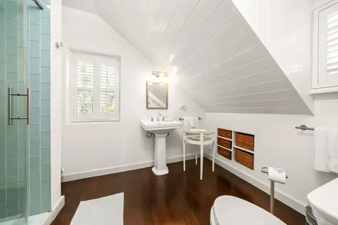 Crown Street Eleuthera BS