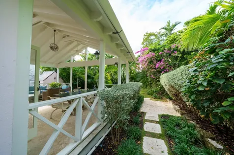 Crown Street Eleuthera BS