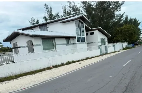 Buccaneer Point Bimini BS
