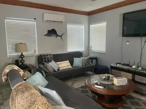 Buccaneer Point Bimini BS