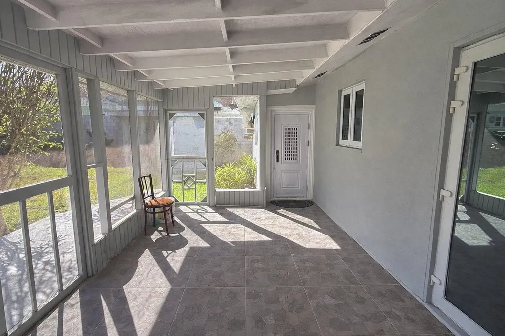 Grove West Rental New Providence Paradise Island BS