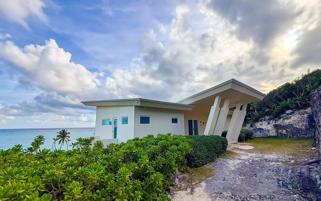 Sky Beach Resort Eleuthera BS