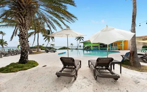 Sky Beach Resort Eleuthera BS