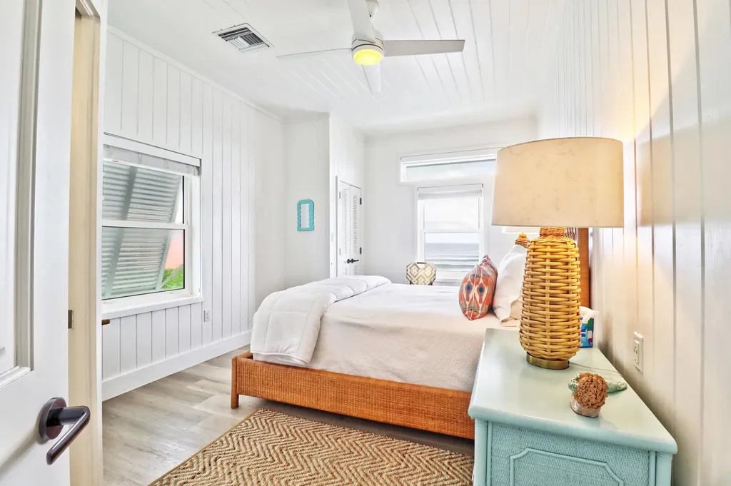 Sea Star Dorros Cove Abaco BS