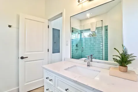 Sea Star Dorros Cove Abaco BS