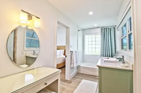 Sea Star Dorros Cove Abaco BS