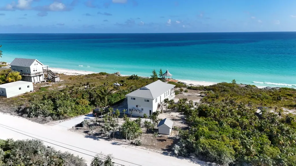 Arabella's Cove Berry Islands BS