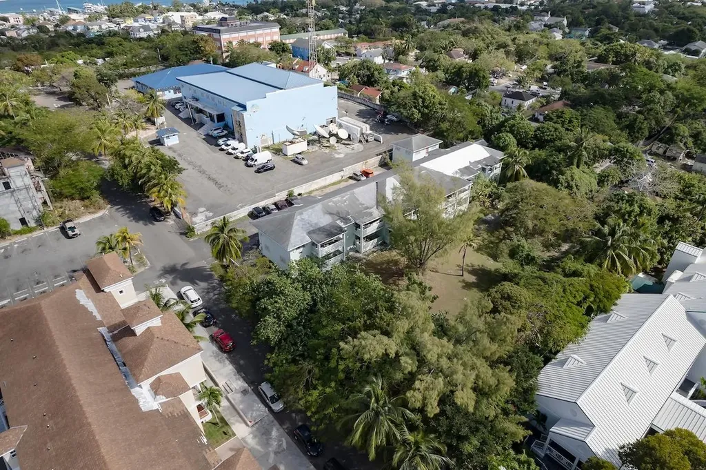 3rd Terrace East, Centerv New Providence Paradise Island BS