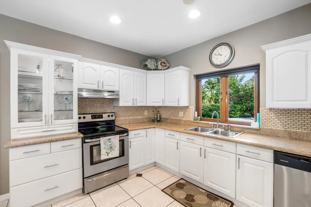 Pinta Avenue 97 Grand Bahama Freeport BS