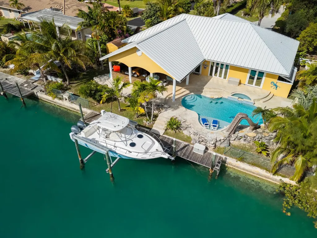 Pinta Avenue 97 Grand Bahama Freeport BS