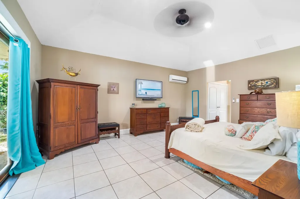 Pinta Avenue 97 Grand Bahama Freeport BS