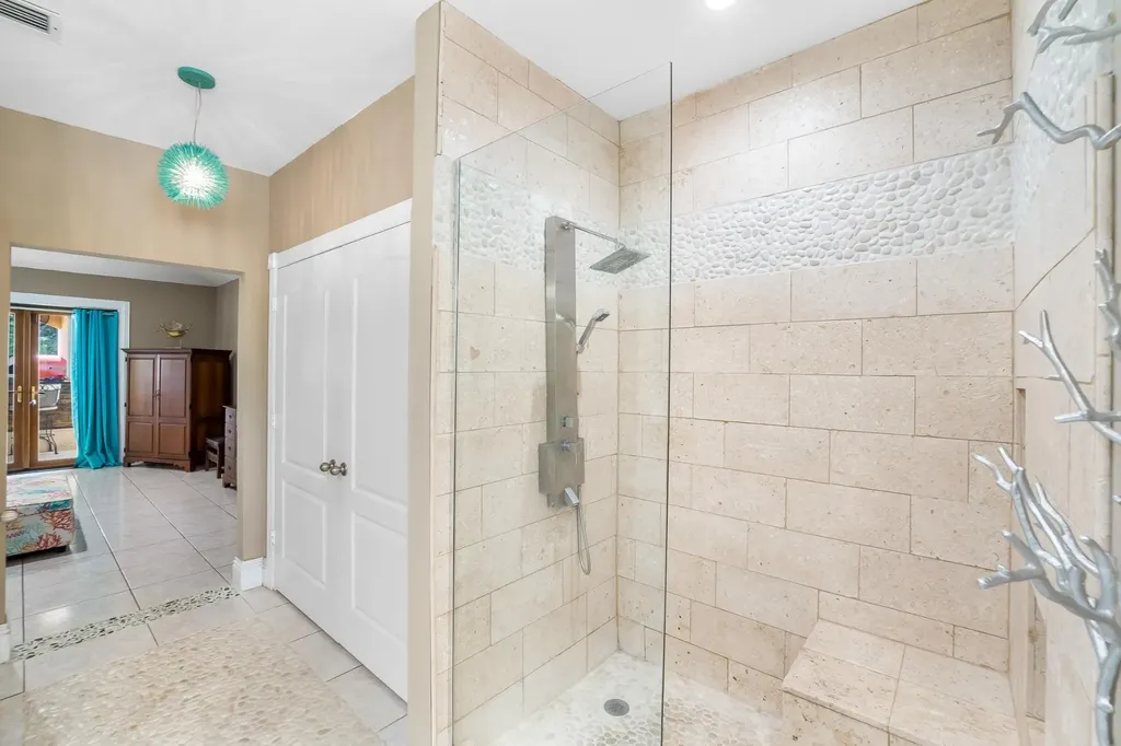 Pinta Avenue 97 Grand Bahama Freeport BS