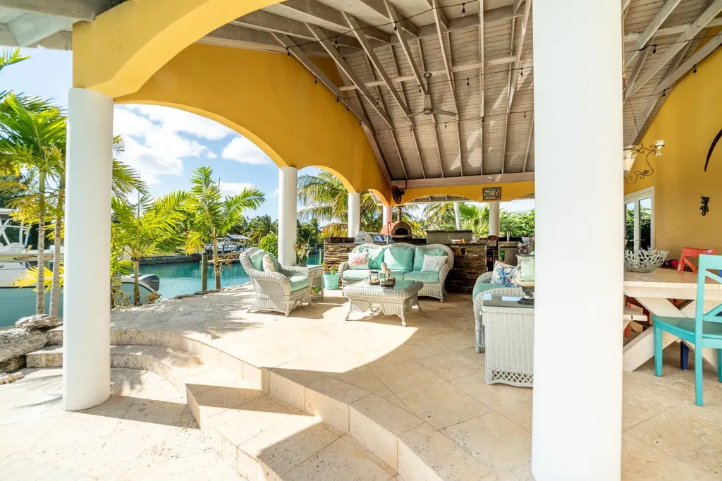 Pinta Avenue 97 Grand Bahama Freeport BS