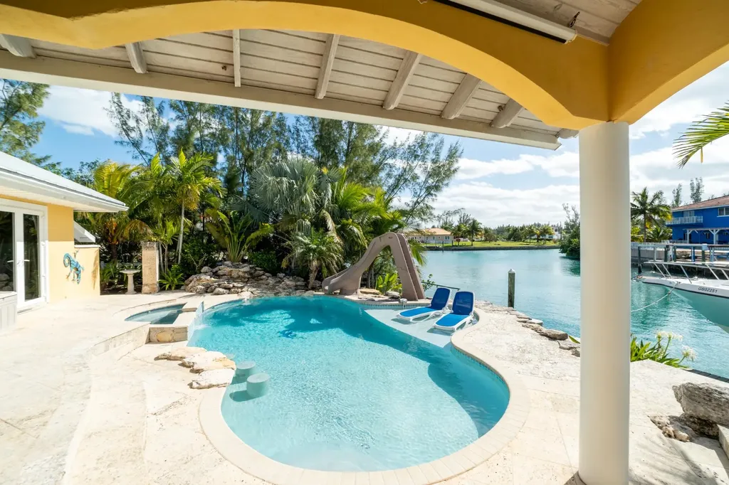 Pinta Avenue 97 Grand Bahama Freeport BS