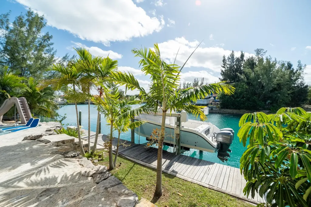 Pinta Avenue 97 Grand Bahama Freeport BS