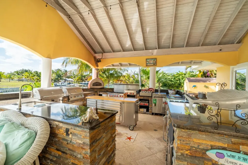 Pinta Avenue 97 Grand Bahama Freeport BS