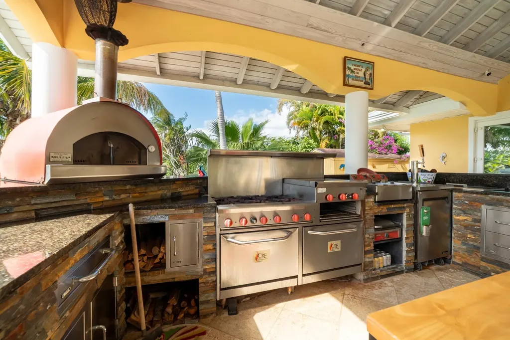 Pinta Avenue 97 Grand Bahama Freeport BS