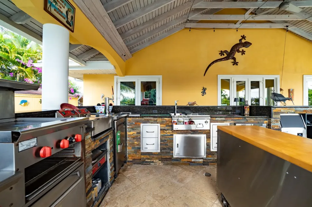 Pinta Avenue 97 Grand Bahama Freeport BS