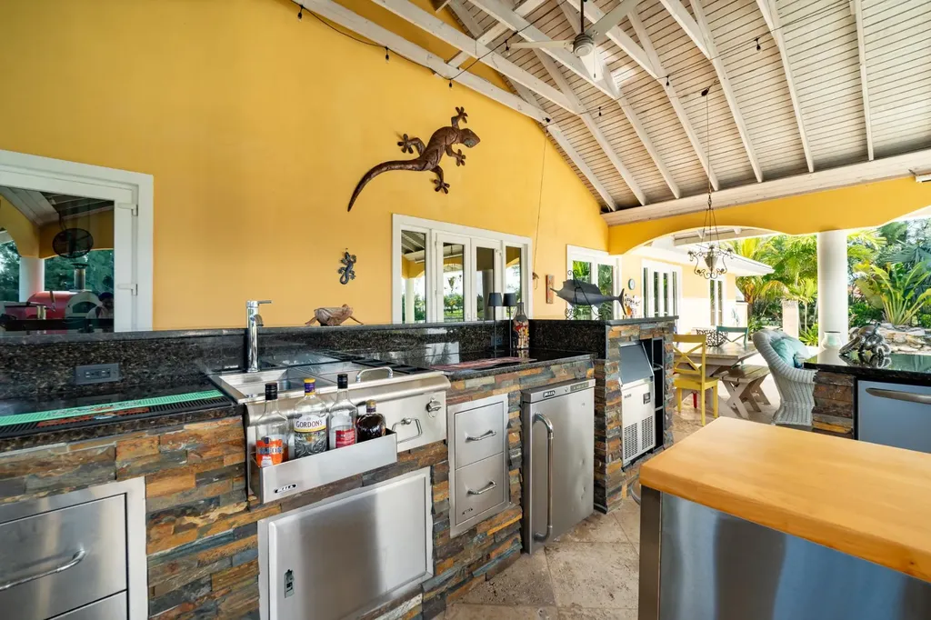 Pinta Avenue 97 Grand Bahama Freeport BS