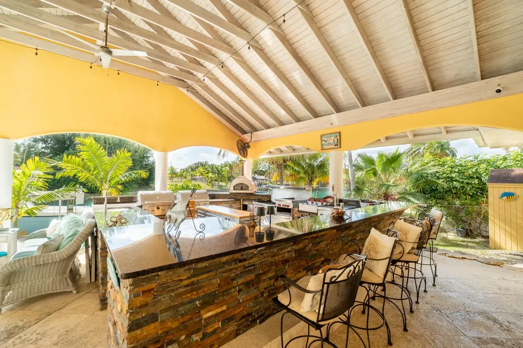 Pinta Avenue 97 Grand Bahama Freeport BS