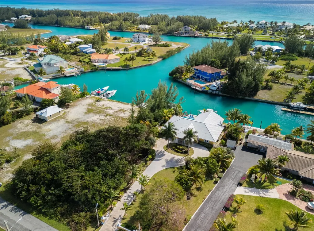 Pinta Avenue 97 Grand Bahama Freeport BS