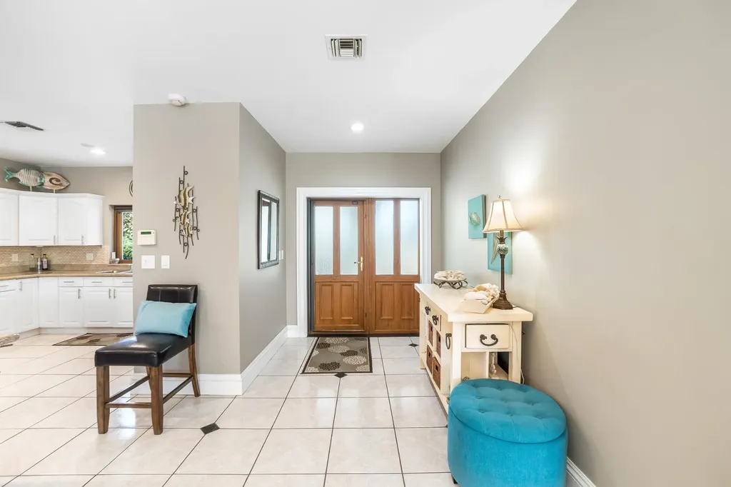 Pinta Avenue 97 Grand Bahama Freeport BS