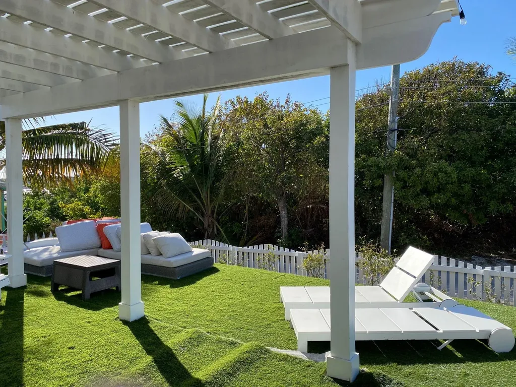 Off Course House Guana Abaco BS