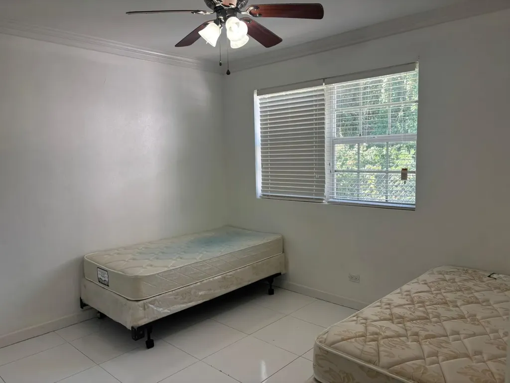 Atlantic Drive New Providence Paradise Island BS