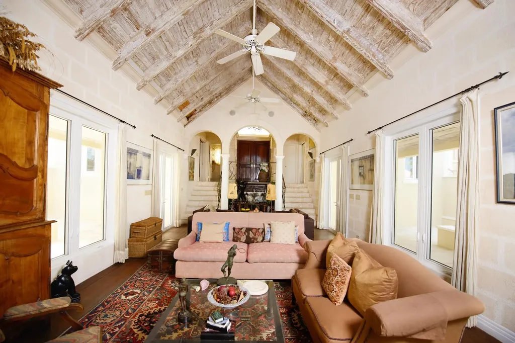 West Bay Street 962 New Providence Paradise Island BS