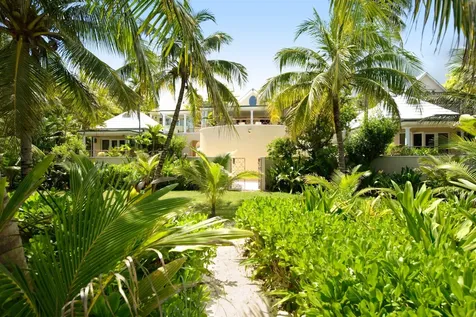 West Bay Street 962 New Providence Paradise Island BS