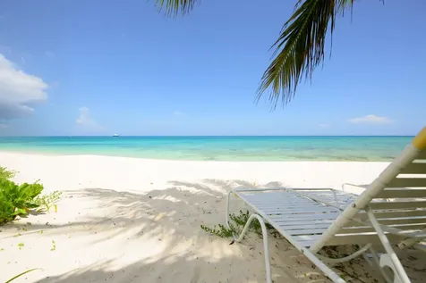 West Bay Street 962 New Providence Paradise Island BS