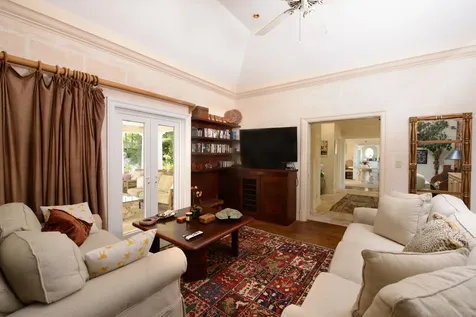 West Bay Street 962 New Providence Paradise Island BS