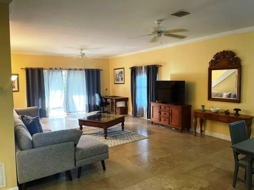 2 Shoreline, Doubloon Road Grand Bahama Freeport BS
