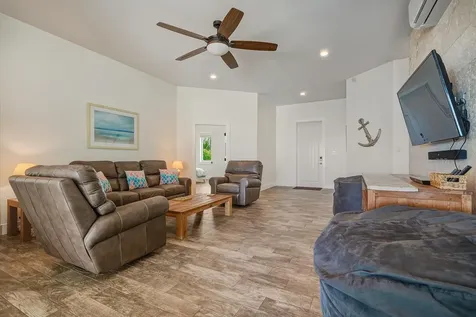 Jimmy Hill Beach House Exuma BS