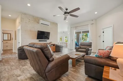 Jimmy Hill Beach House Exuma BS