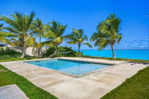 Jimmy Hill Beach House Exuma BS