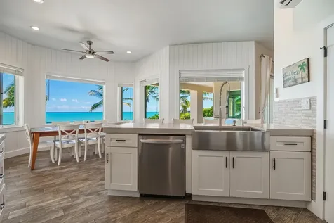 Jimmy Hill Beach House Exuma BS