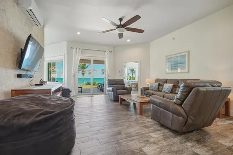 Jimmy Hill Beach House Exuma BS