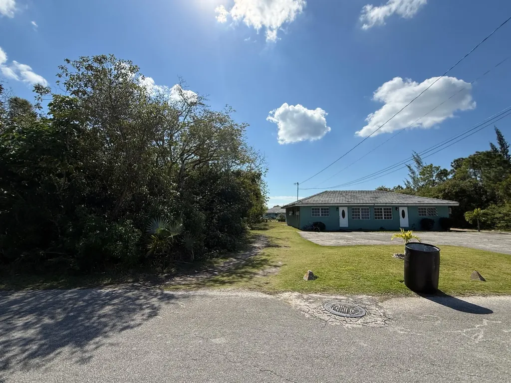 Stratford Way Grand Bahama Freeport BS