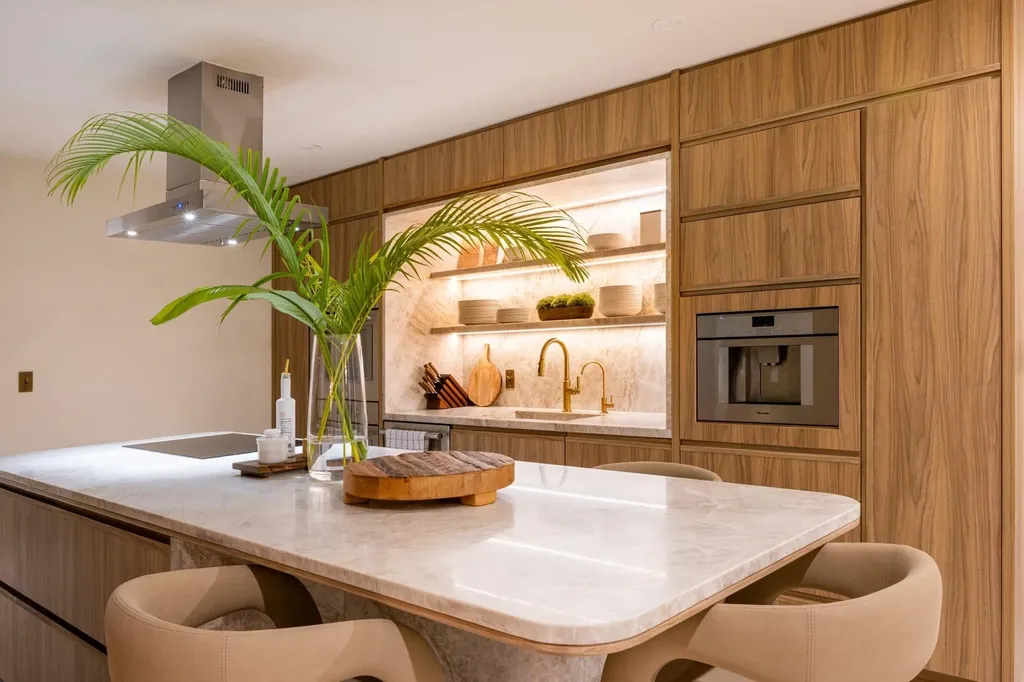 Dilly Dally New Providence Paradise Island BS