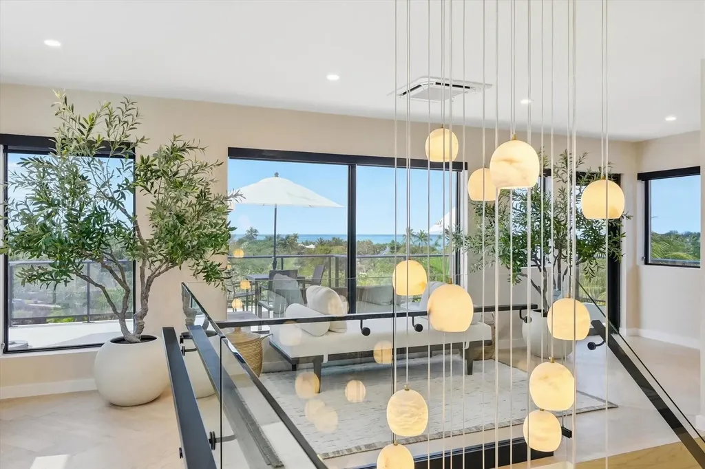 Dilly Dally New Providence Paradise Island BS