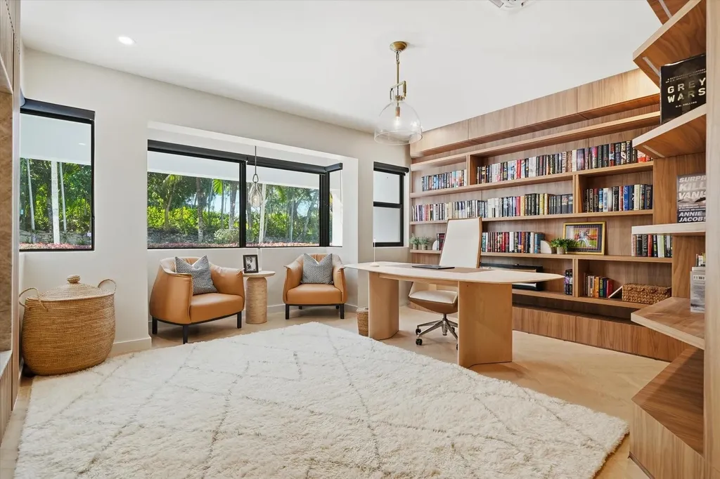 Dilly Dally New Providence Paradise Island BS