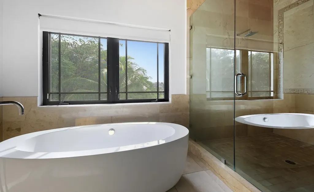 175 Starfish Road New Providence Paradise Island BS