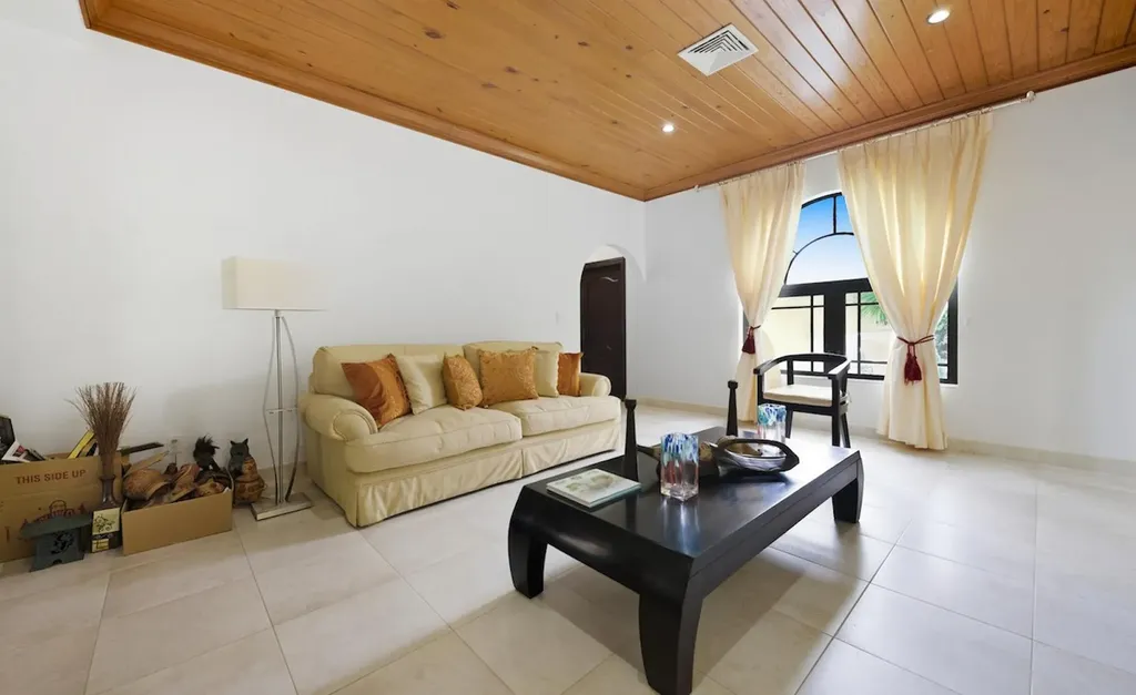 175 Starfish Road New Providence Paradise Island BS