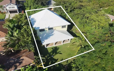 175 Starfish Road New Providence Paradise Island BS