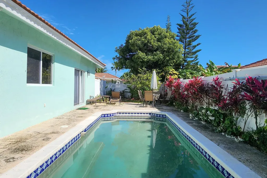 Treasure Cove Lot 68 New Providence Paradise Island BS