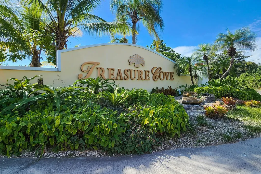Treasure Cove Lot 68 New Providence Paradise Island BS