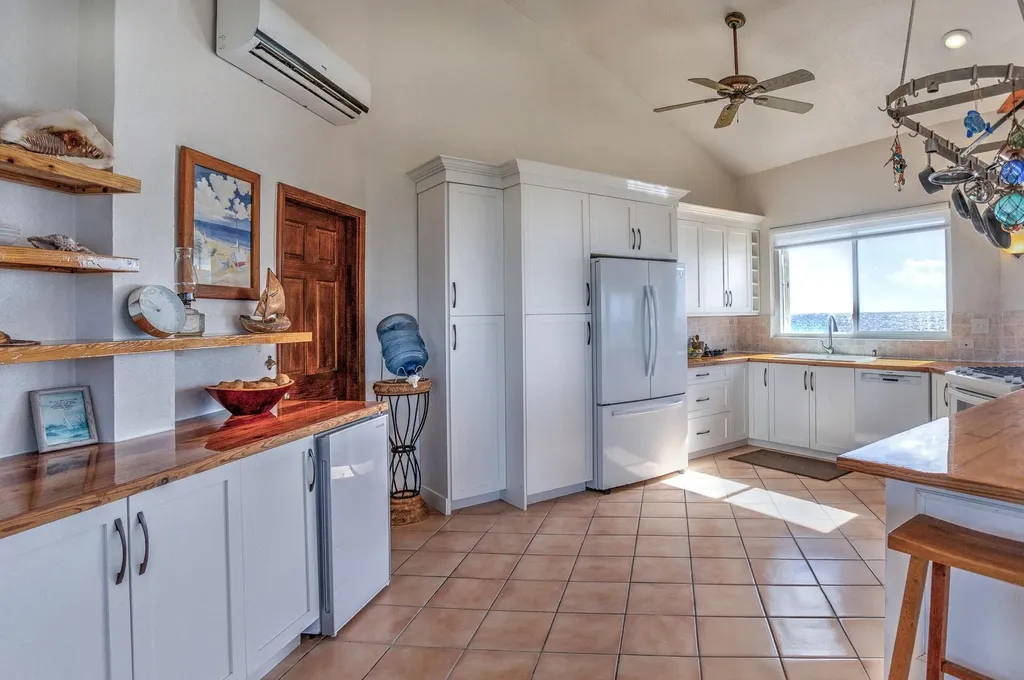 Blk 39, Columbus Landings Lot 7 San Salvador BS